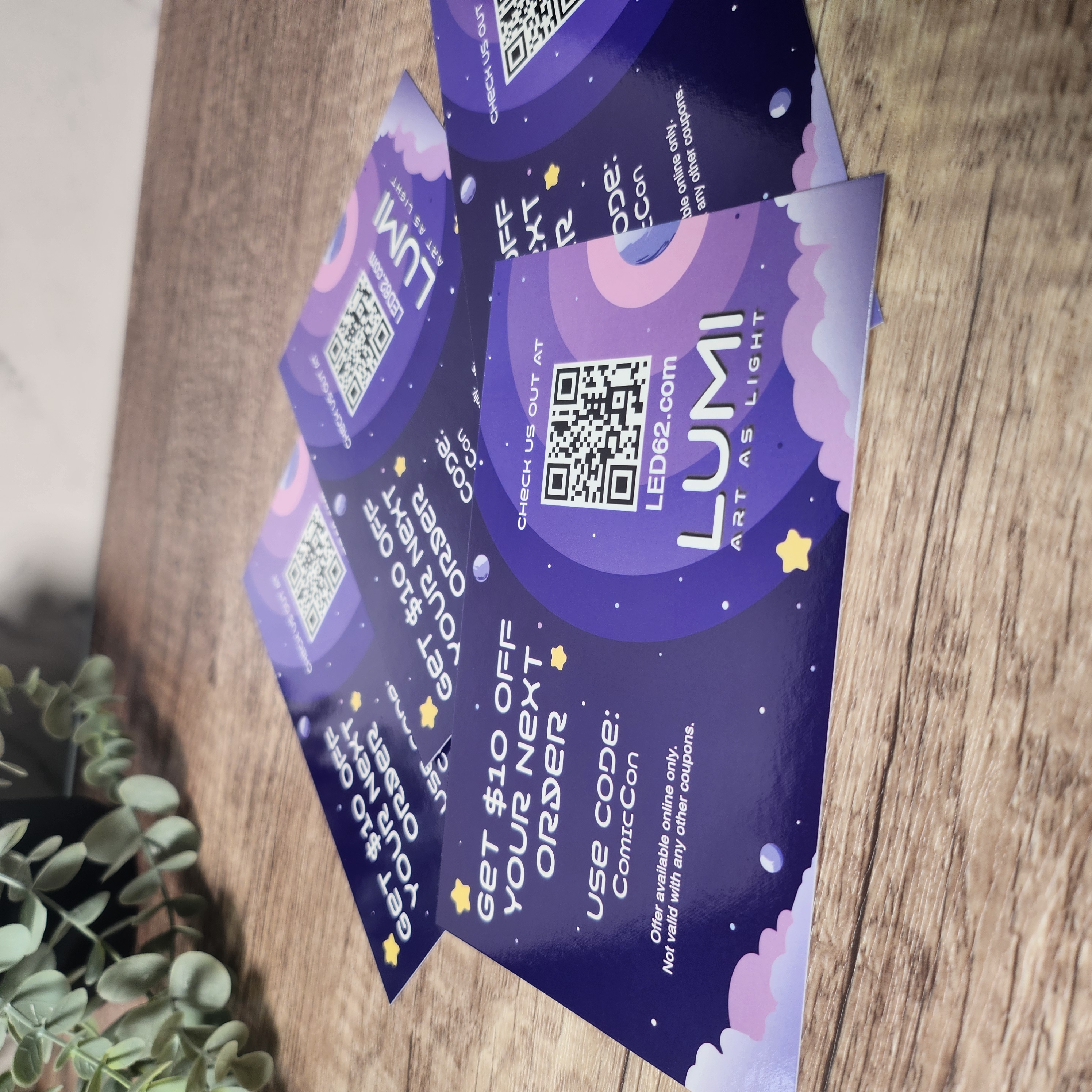 Printed mailer cards for direct mail campaigns