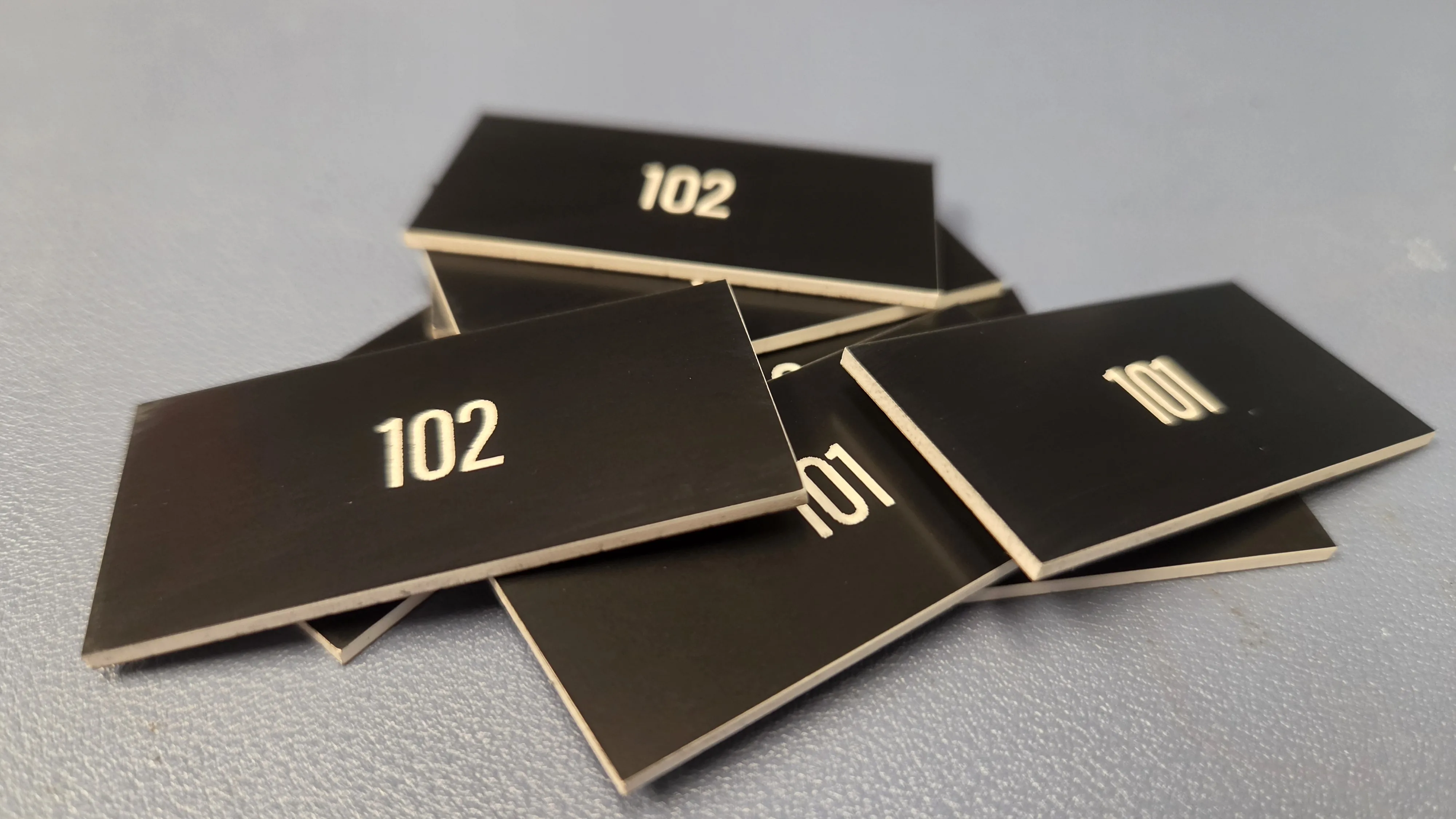 Engraved phenolic electrical identification tags